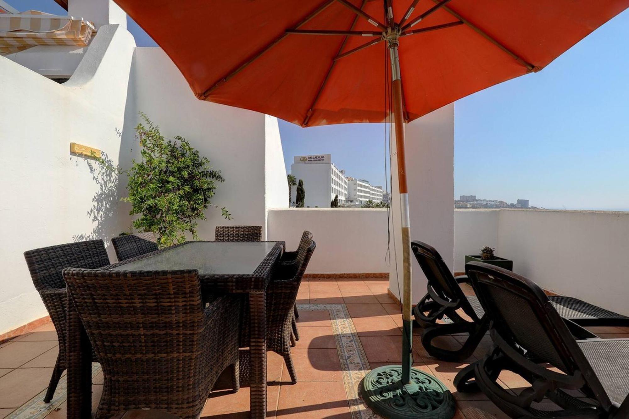082 - Stunning Sea Views Beachfront Apartment Benalmádena Exterior photo