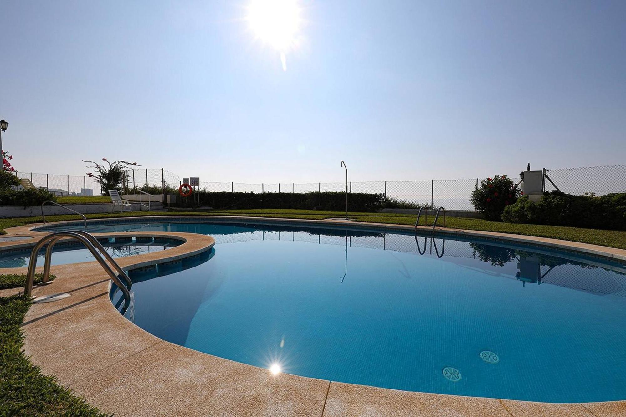 082 - Stunning Sea Views Beachfront Apartment Benalmádena Exterior photo